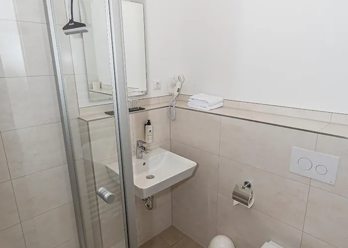 Offshore-hotel Sassnitz-mukran 3*